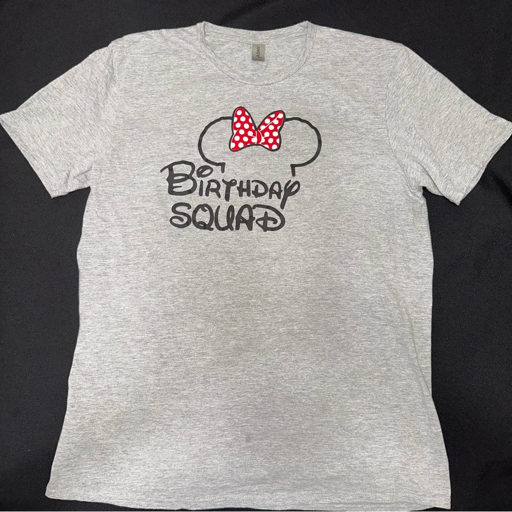 Minnie Mouse Birthday Squad t-shirt women’s size Large